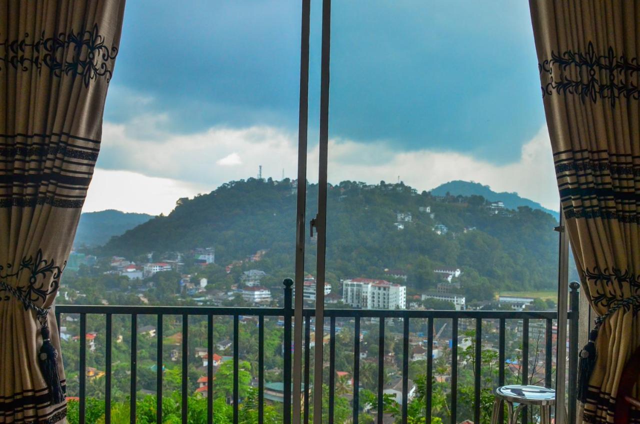 Angel Tower Kandy Exterior foto